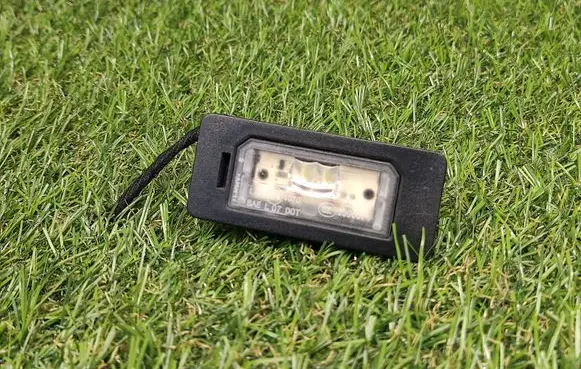 BMW 1 E82 E88 Number plate light 7193293 63267193293