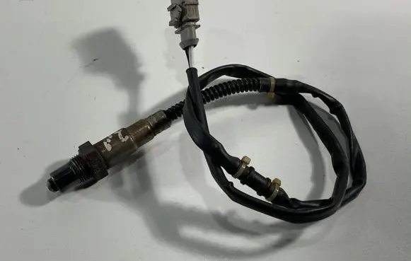 Volkswagen Golf V Lambda probe sensor 06F906262S 0258006738 0258006739