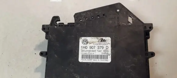 Volkswagen Golf III ABS control unit/module 1H0907379D 10.0941-0320.4