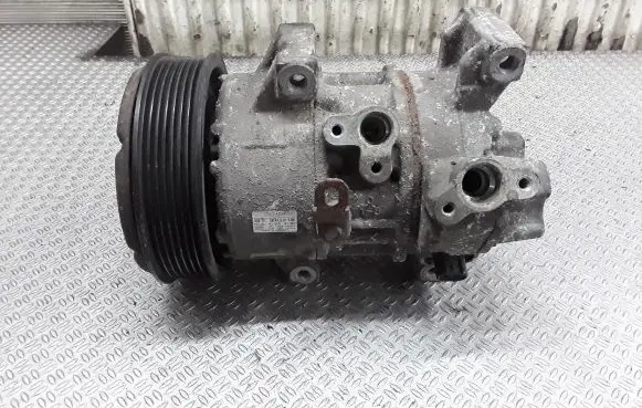 Toyota Avensis T250 Air conditioning (A/C) compressor (pump) 4472209396