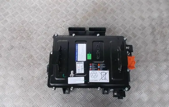Hyundai i20 Active Hybrid / electric car battery 375M0Q0100