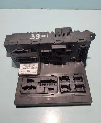 Mercedes-Benz E W211 SAM control unit 2115453901