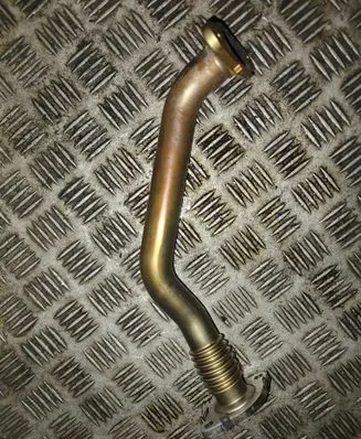 Coolant pipe/hose