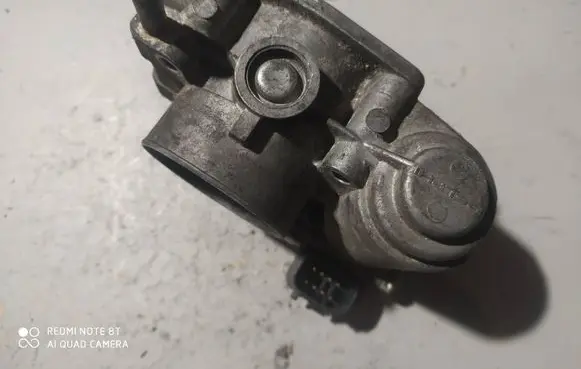 Opel Zafira B Throttle valve 055352858