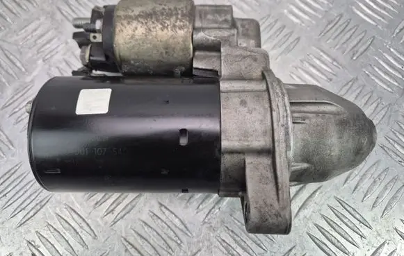 Mercedes-Benz E W212 Starter motor 0001107540