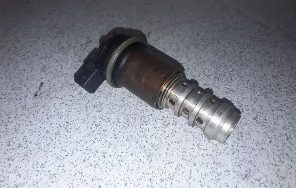 BMW 7 E65 E66 Camshaft vanos timing valve 11361707323 1707323