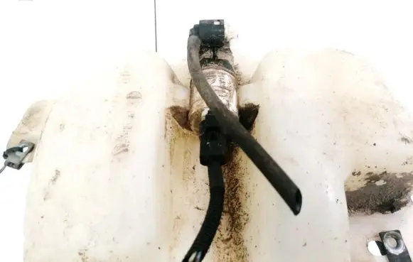 Citroen C8 Windscreen/windshield washer pump