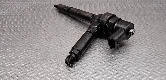 Opel Astra H Fuel injector 0445110175