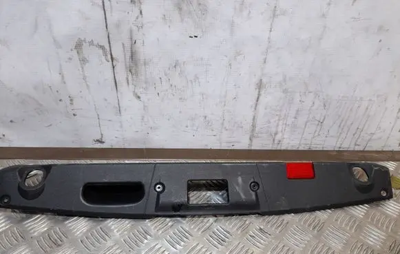 Mercedes-Benz E A207 Tailgate trim A2077580802