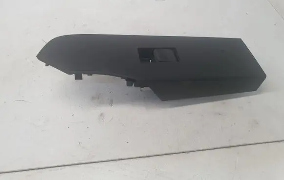 Toyota Auris E180 Electric window control switch 7423102D50