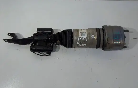 Mercedes-Benz GLC X253 C253 Front shock absorber/damper A2533203500