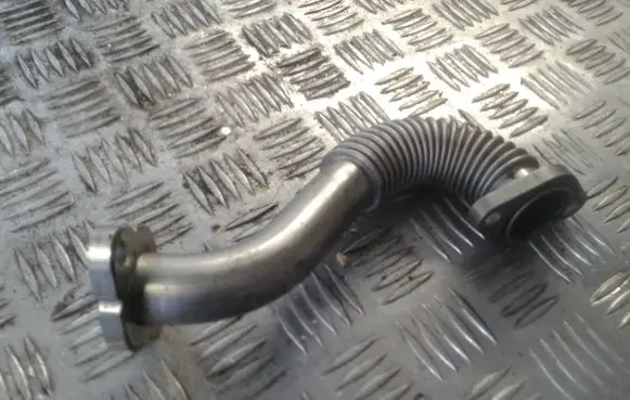 Opel Movano B EGR valve line/pipe/hose