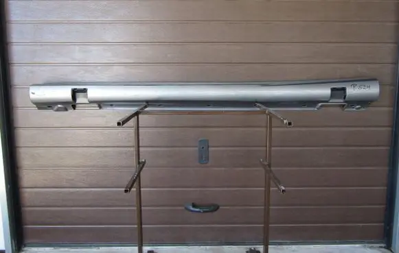 Mercedes-Benz E AMG W212 Front sill (body part) 