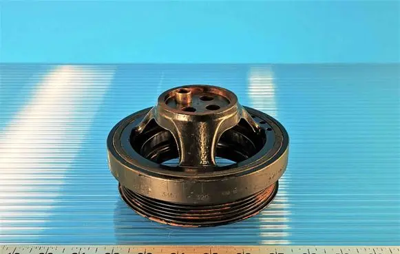 Mercedes-Benz E W212 Crankshaft pulley 201612G0