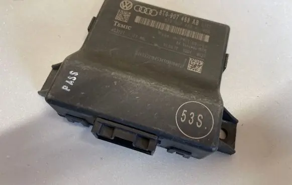 Volkswagen PASSAT B7 Other control units/modules 8T0907468AB 8T0907468H