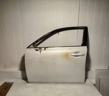 Lexus CT 200H Front door