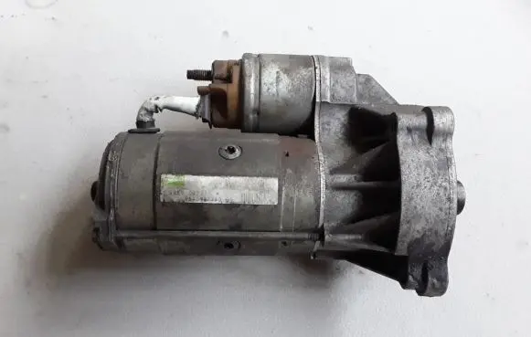 Citroen C4 I Picasso Starter motor 9646972280