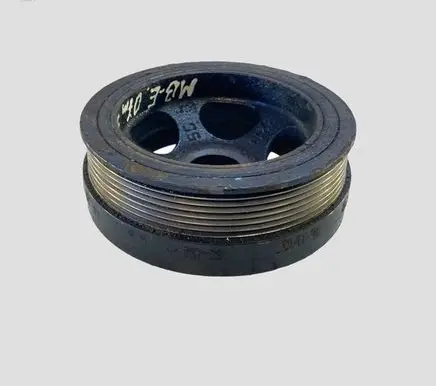 Mercedes-Benz CLS C219 Crankshaft pulley