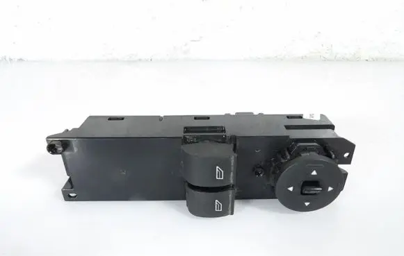 Ford Courier Other switches/knobs/shifts DT1T-14A132-FB