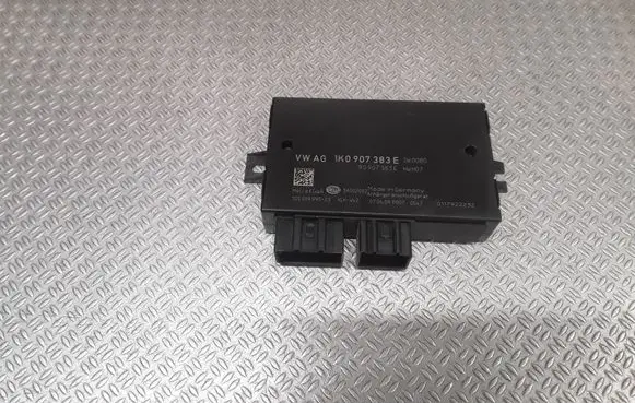 Skoda Octavia Mk2 (1Z) Tow bar trailer control unit/module 1K0907383E