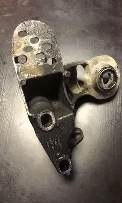 Audi A6 S6 C5 4B Engine mounting bracket 4B0199351