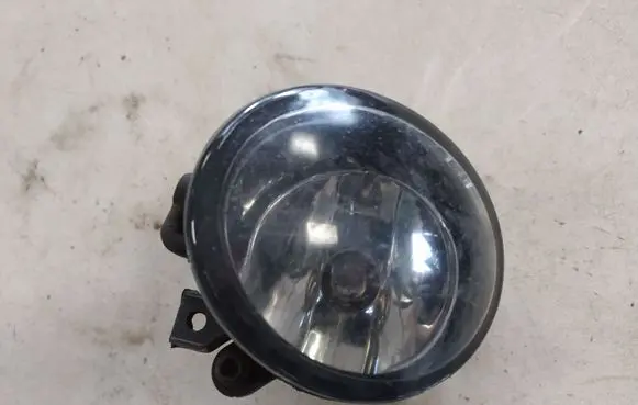 Volkswagen Touran I Front fog light