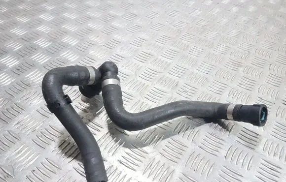 Jaguar XF X250 Engine coolant pipe/hose 8X2318K580BB
