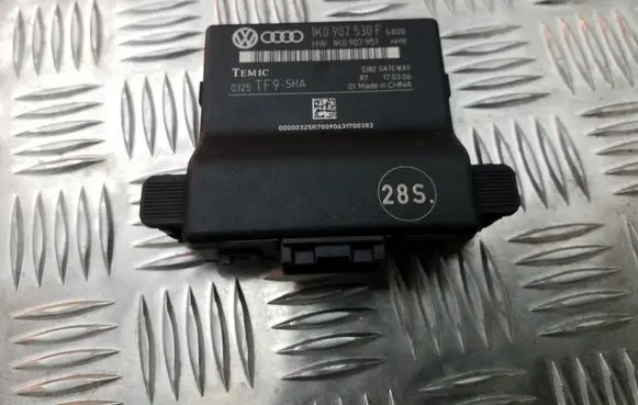 Volkswagen Golf V Other control units/modules 1K0907530F