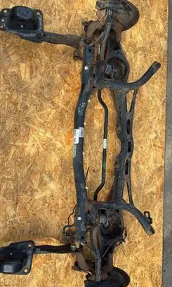 Volkswagen Golf V Rear axle beam BZT001