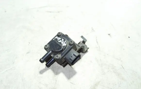 Toyota Avensis T250 Exhaust gas pressure sensor 8948020030