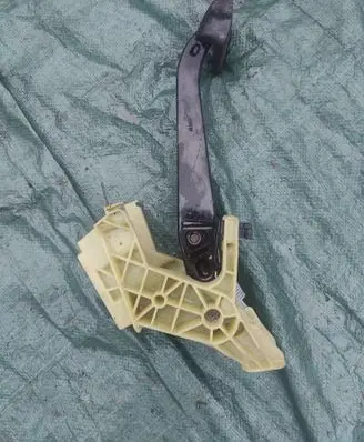 BMW X5 E70 Brake pedal 6769407 4010404A