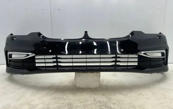 BMW 5 G30 G31 Front bumper 7385336