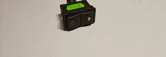 BMW 7 E38 Electric window control switch 8352148