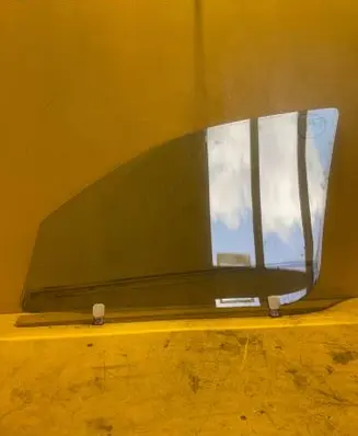 Peugeot 4007 Front door window glass four-door E643R00033
