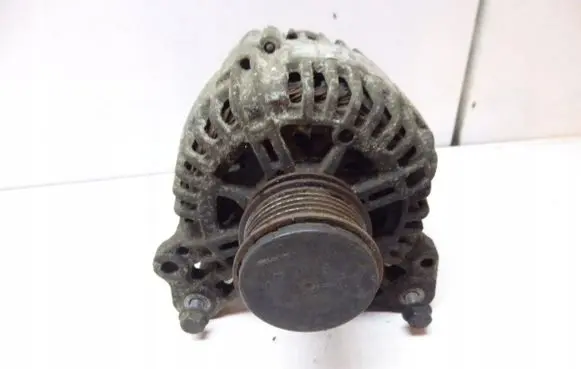 Volkswagen Caddy Generator/alternator 06F903023E