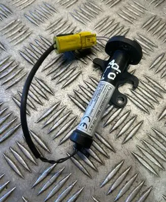 BMW X1 F48 F49 Bonnet Pedestrian Airbag Actuator 7300582
