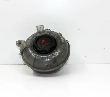 Coolant expansion tank/reservoir