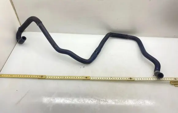Toyota Prius+ (ZVW40) Engine coolant pipe/hose