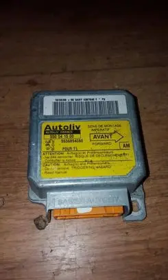 Peugeot 206 Airbag control unit/module 550541500 9636894080.am
