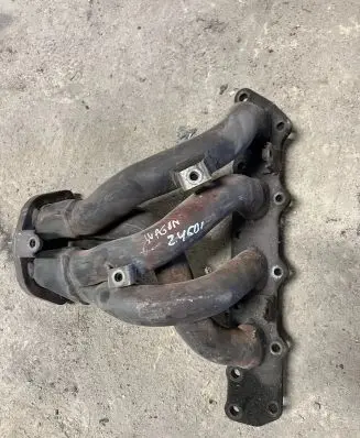 Mitsubishi Space Wagon Exhaust manifold
