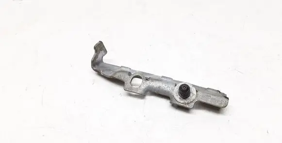 Battery bracket