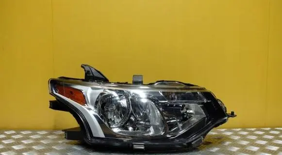 Mitsubishi Outlander Headlight/headlamp 2076