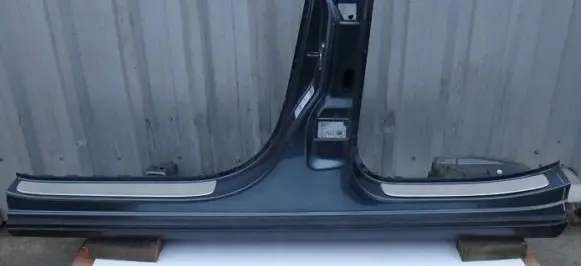Volkswagen Phaeton Sill 3249591