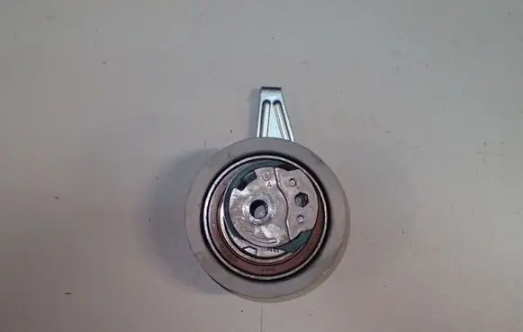 Volkswagen Polo V 6R Belt tensioner pulley 04L109243C