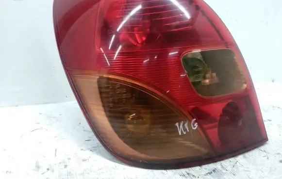 Toyota Corolla Verso E121 Rear/tail lights