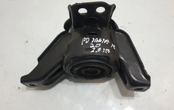 Hyundai Santa Fe Engine mount bracket M03S1200