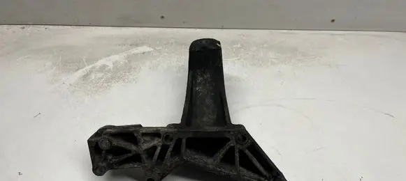 BMW 3 E46 Engine mounting bracket 2162226