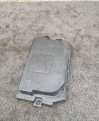 Renault Captur II Fuse box cover 284B87246R 4356