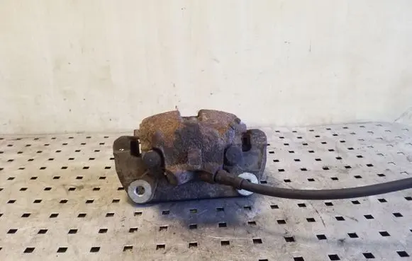 BMW X3 E83 Front brake caliper
