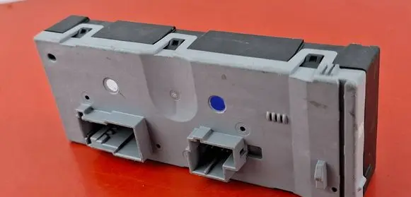 Tailgate/trunk control unit/module